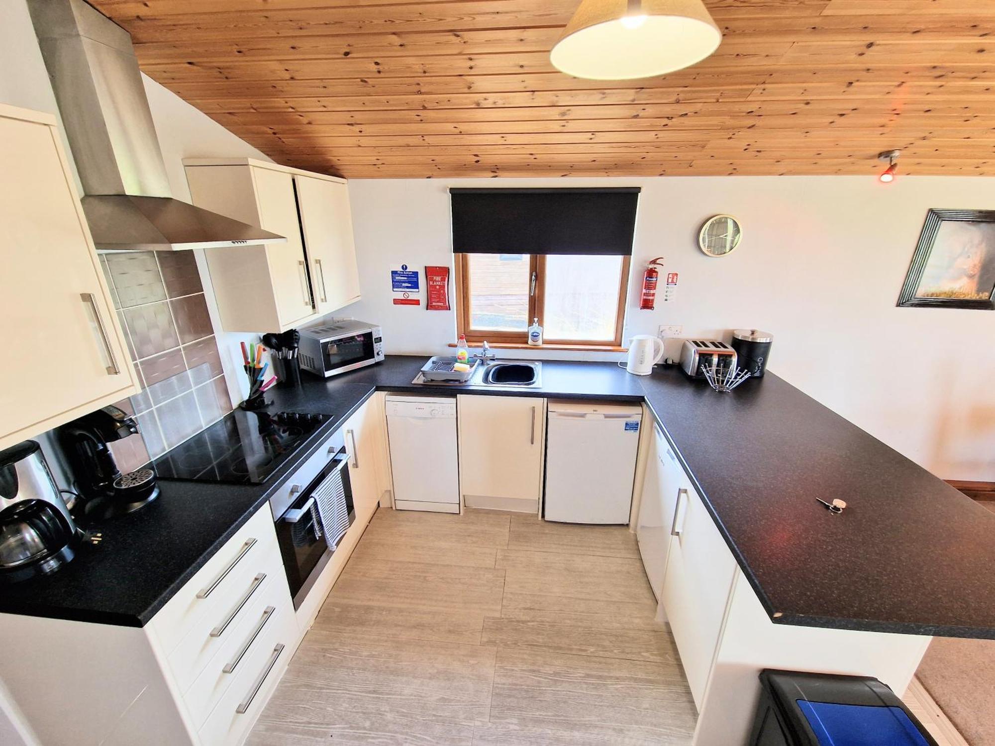 Torridon 12 With Private Hot Tub - Fife - Loch Leven - Lomond Hills Βίλα Kelty Εξωτερικό φωτογραφία