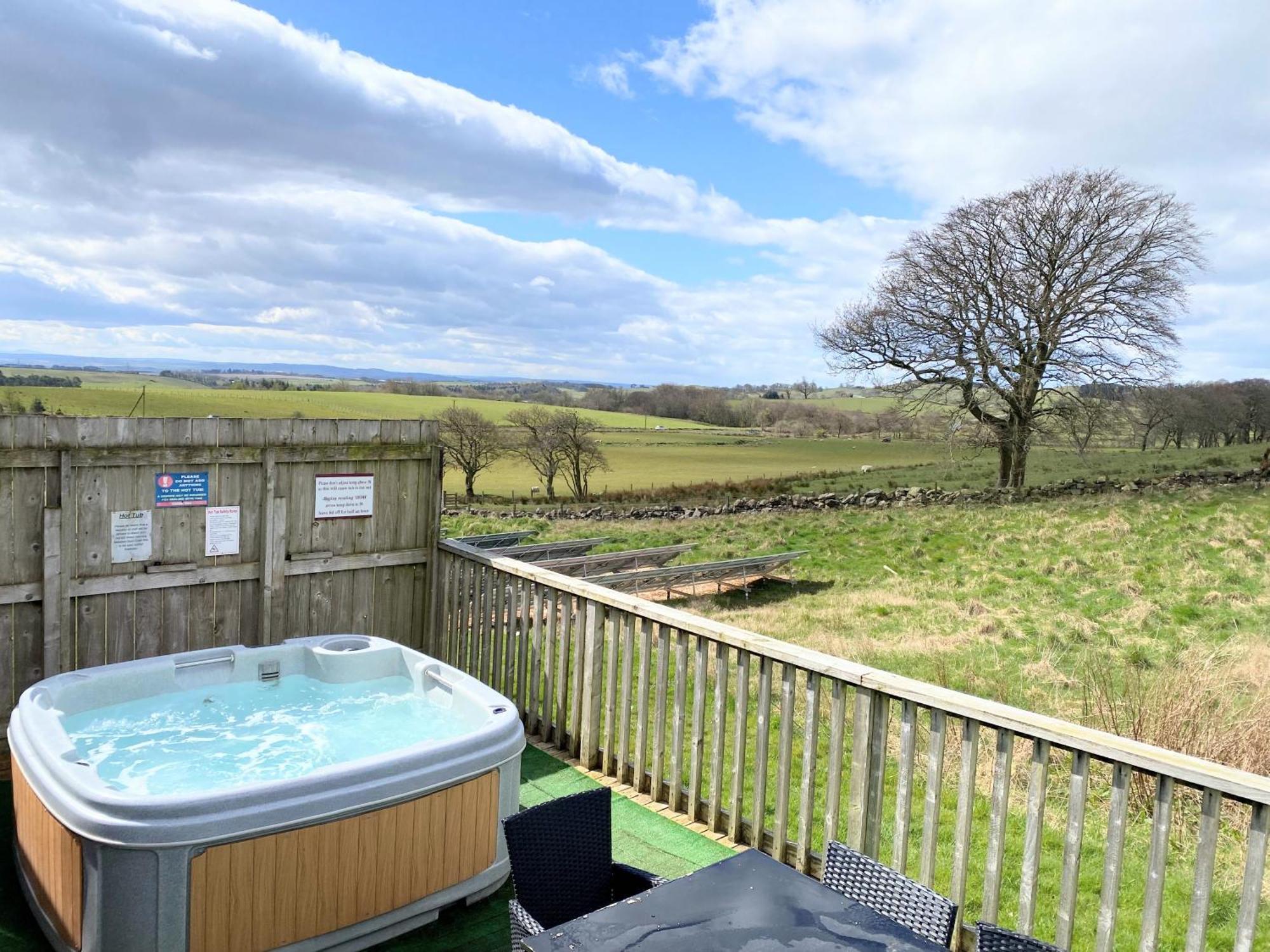 Torridon 12 With Private Hot Tub - Fife - Loch Leven - Lomond Hills Βίλα Kelty Εξωτερικό φωτογραφία