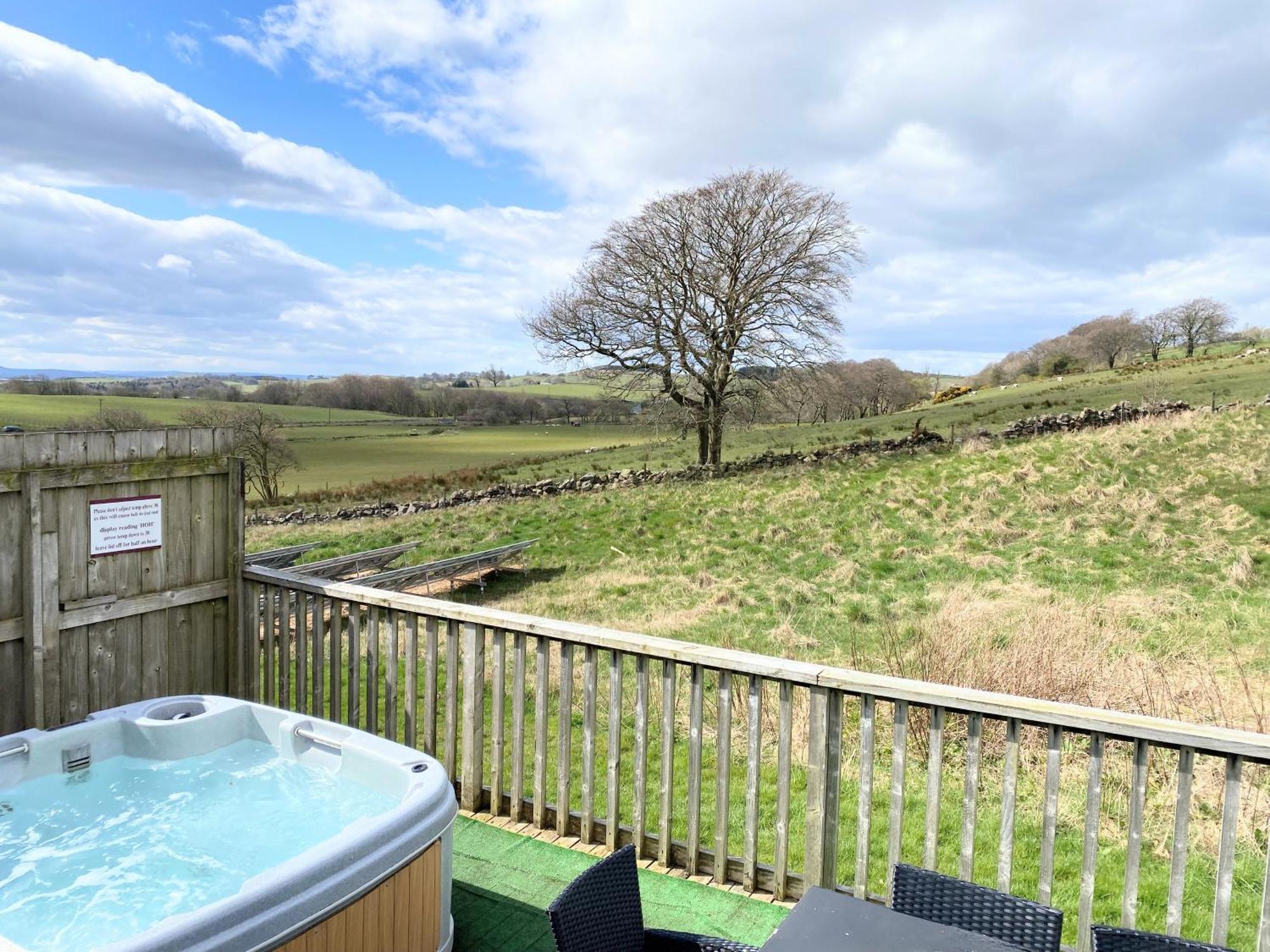 Torridon 12 With Private Hot Tub - Fife - Loch Leven - Lomond Hills Βίλα Kelty Εξωτερικό φωτογραφία